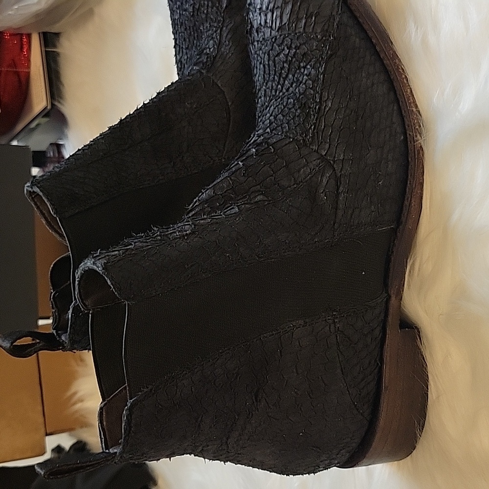 Beautiful and comfortable - Picture 4 of 12